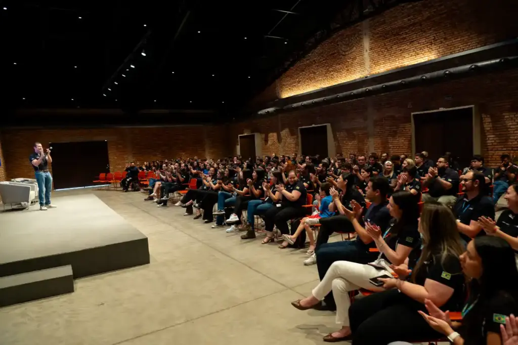 Plateia na apresentação do Inova 2025