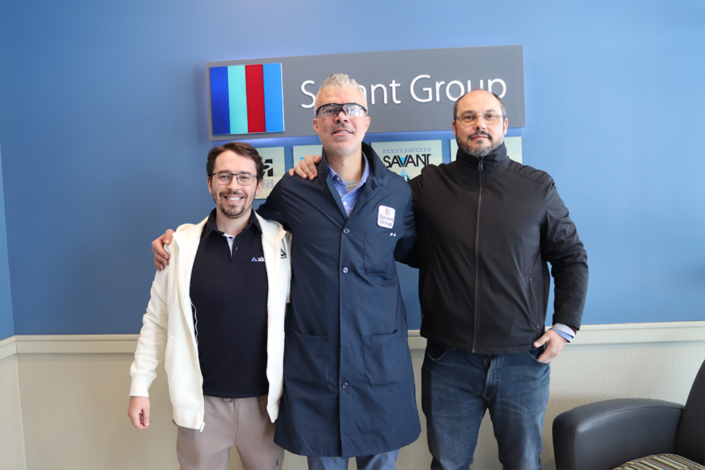 Foto da entrada na sede da Tannas & King